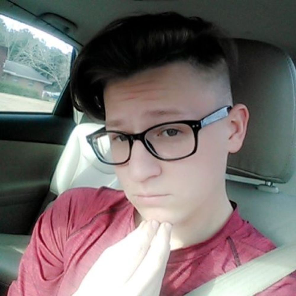 Meet your Posher, Tyler